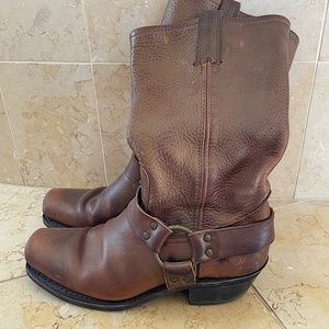 Frye Women's 12 R harness boots US 9 M Brown leather Square Toe Moto Biker Boot